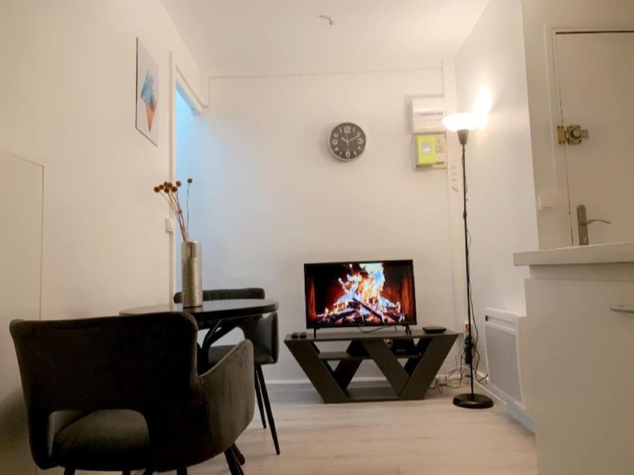 Coquet Appartement 2 Pieces Alfortville Extérieur photo